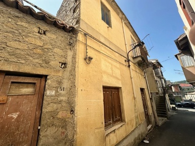 Foto Casa indipendente in Via SAN FRANCESCO 29, Basicò di 130 m² in vendita