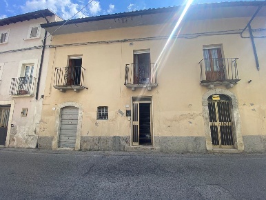 Foto Casa indipendente in Via il Corso 173, Tornimparte Villagrande