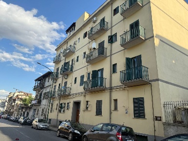 Foto Appartamento in Via Nuova S. Rocco 169, Napoli Chiaiano di 122 m²