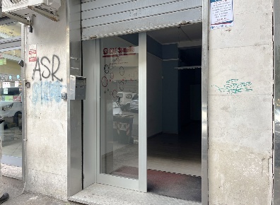 Foto Negozio in Via alfonso rendano 35, Roma Africano - Villa Chigi