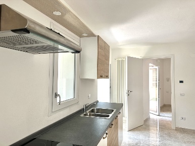 Foto Appartamento in Via Crosa 1, Arona Centro di 45 m² con 2 locali