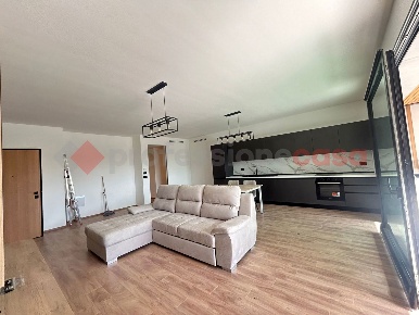 Foto Appartamento in Via O. Mazzitelli 122, Bari Poggiofranco di 112 m²
