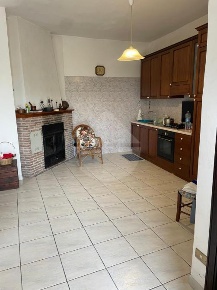 Foto Villa unifamiliare in VIA SAN MARCO, Minturno di 120 m² con 6 locali
