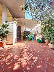Foto Villa a schiera a Viareggio Bicchio - Varignano di 140 m² con 7 locali