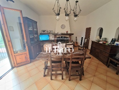Foto Casa indipendente a Campi Bisenzio San Giusto, San Cresci di 220 m²