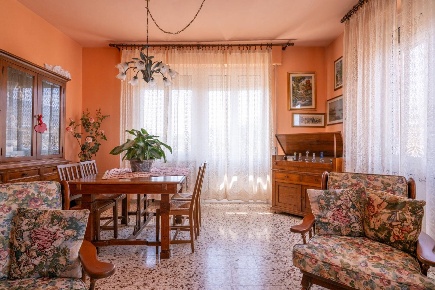 Foto Appartamento a Bientina Centro di 95 m² con 4 locali in vendita