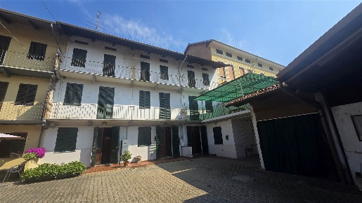 Foto Case semi ndipendenti in Via De Amicis 3, Ponderano di 264 m²