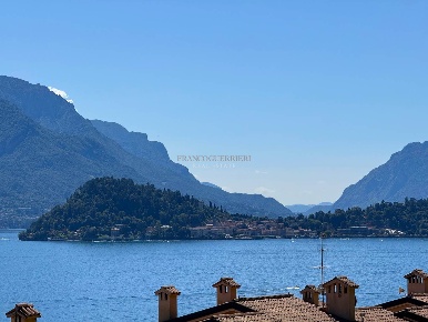 Foto Appartamento in Via Monsignor Emilio Poletti, Menaggio Centro di 89 m²