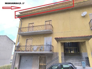 Foto Mansarde in via quote mercato 48, Gesualdo di 84 m² con 4 locali