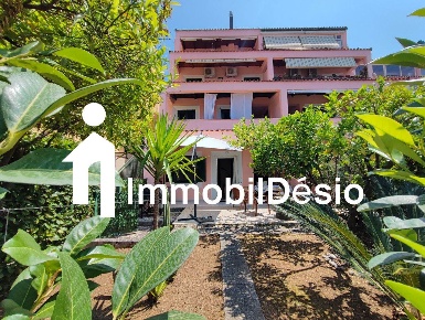 Foto Appartamento a Maratea Centro di 100 m² con 6 locali in vendita