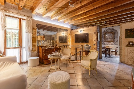 Foto Appartamento a Verona Pindemonte di 138 m² con 6 locali in vendita