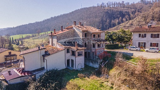 Foto Rustico a Anghiari di 87 m² con 4 locali in vendita