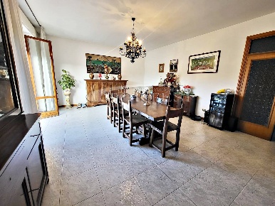 Foto Appartamento a Perugia di 500 m² con 10 locali in vendita