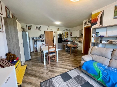 Foto Appartamento in Via Cascina Selve, Mornago di 80 m² con 3 locali