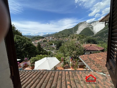 Foto Case semi ndipendenti in Via Bergiola nuova, Carrara di 125 m²
