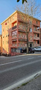 Foto Appartamento a Fornovo di Taro di 100 m² con 5 locali in vendita