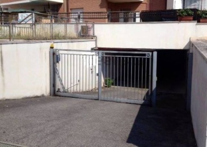 Foto Posti auto in Via Venezia 31, Fiano Romano di 16 m² con 1 locali