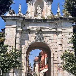 Foto Appartamento a Sarzana Centro di 158 m² con 6 locali in vendita