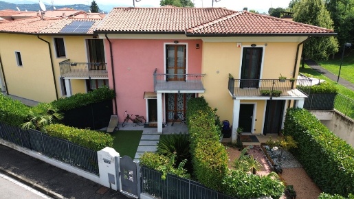 Foto Villa a schiera a Chiari di 140 m² con 6 locali in vendita