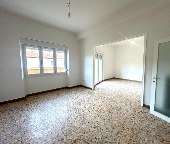 Foto Appartamento a Sassari Porcellana di 137 m² con 3 locali in affitto