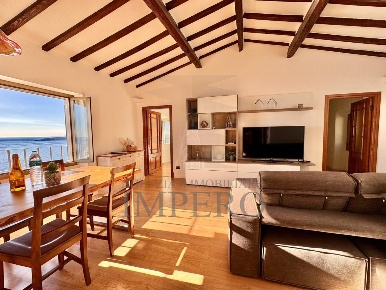 Foto Appartamento in Corso Mentone, Ventimiglia Grimaldi, Mortola di 70 m²