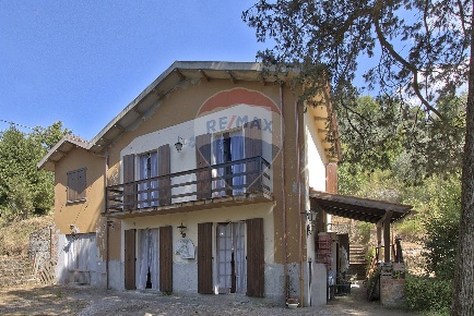 Foto Casa indipendente in Santa Maria Delle Grazie, Arezzo di 155 m²