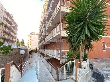 Foto Box in EPIPOLI, Siracusa Scala Greca - Neapolis di 15 m² con 1 locali