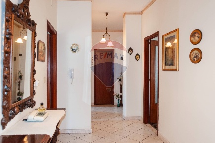 Foto Appartamento in Largo Monreale (ex Via Casmene), Lentini di 122 m²