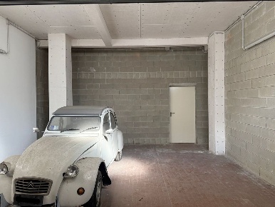 Foto Box in Lombardia, Monza Triante di 50 m² in vendita