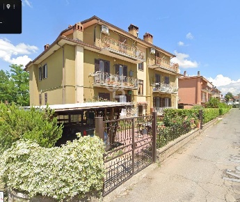 Foto Appartamento in Via Nicola Capotondi, Sutri Centro di 120 m²