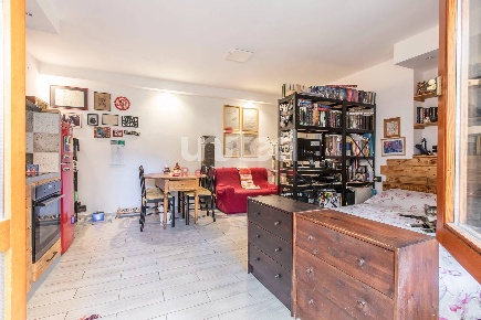 Foto Appartamento in Via Francesco Suriano, Roma Acilia di 40 m² in vendita