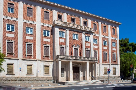 Foto Ufficio in Viale Matteotti, Imperia Porto Maurizio di 3347 m²