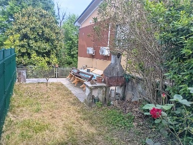Foto Villa singola in Giuseppe Negrini, Cermenate di 200 m² con 3 locali