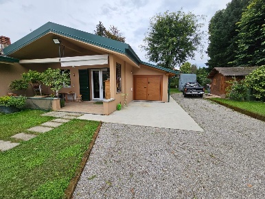 Foto Villa singola in San Giuseppe, Briosco Capriano di 900 m² con 3 locali