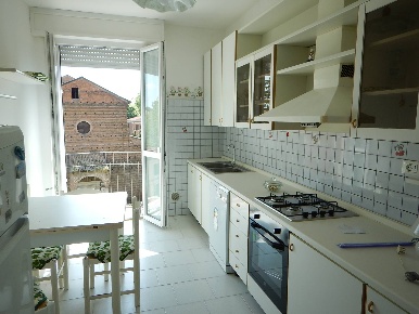 Foto Appartamento in Via Mortara, Ferrara Centro Storico di 100 m²
