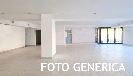 Foto Laboratorio a San Miniato La Scala, Calenzano di 350 m² con 1 locali