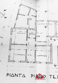 Foto Appartamento a Massa Marina di Massa Centro di 140 m² con 5 locali