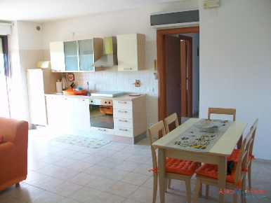 Foto Appartamento in Via Casetta, Vasto di 105 m² con 4 locali in affitto
