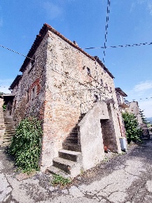 Foto Casale a Città di Castello di 80 m² con 5 locali in vendita