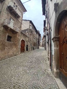 Foto Casa indipendente in -, Scanno Centro di 36 m² con 5 locali in vendita