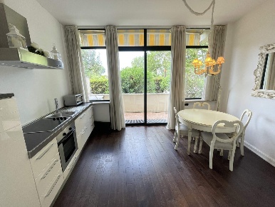 Foto Appartamento in via paganini 10, Pietrasanta di 80 m² con 3 locali