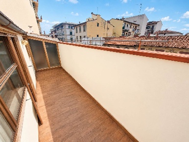 Foto Appartamento a Firenze Campo di Marte di 150 m² con 5 locali