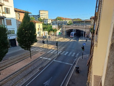 Foto Appartamento a Firenze di 110 m² con 5 locali in affitto