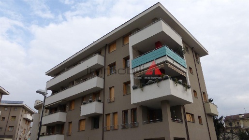 Foto Appartamento a Brugherio di 75 m² con 3 locali in vendita