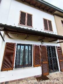 Foto Villa unifamiliare a Triuggio Canonica di 116 m² con 4 locali