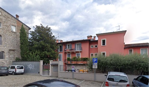 Foto Magazzino in Via Cavour 2, Toscolano-Maderno Toscolano Maderno di 8 m²