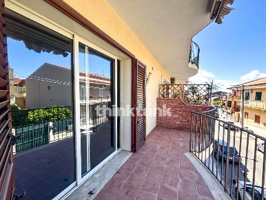 Foto Appartamento in via sciarelli, Aci Castello Centro di 95 m² in vendita