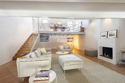 Foto Appartamento in Via Circonvallazione, Bordighera di 272 m² in vendita