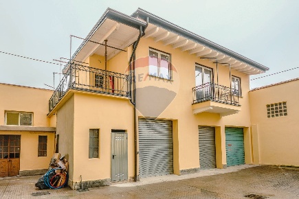 Foto Appartamento in VIA COSTA, Busto Arsizio Frati di 80 m² con 3 locali