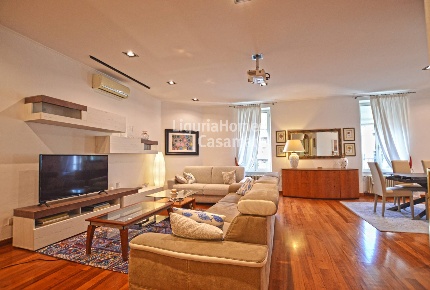 Foto Appartamento in Via Vittorio Emanuele II, Bordighera Centro di 125 m²